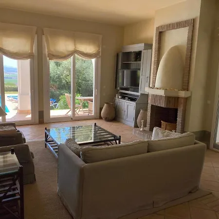 Charming 2 Bedroom On Fairplay Golf Course ベナルップ＝カサス・ビエハス